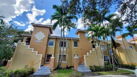 640 NW 79th Ave, Pembroke Pines, FL 33024