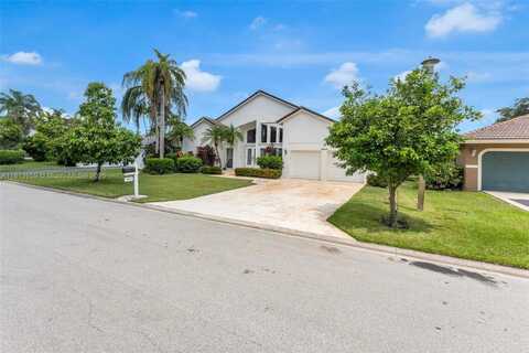 9935 NW 49th Pl, Coral Springs, FL 33076