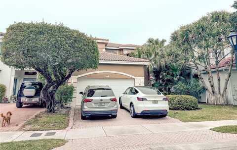 1621 Diplomat Dr, Miami, FL 33179