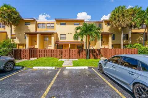 271 W Park Dr, Miami, FL 33172