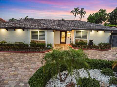 13262 NW 1st Ter, Miami, FL 33182