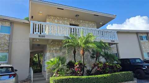 2110 NE 39th St, Fort Lauderdale, FL 33308