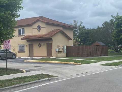 17362 NW 74th Ave, Hialeah, FL 33015