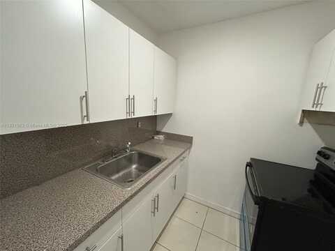 1590 NE 125th Ter, North Miami, FL 33161