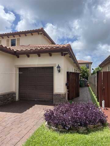 3530 SE 4th St, Homestead, FL 33033
