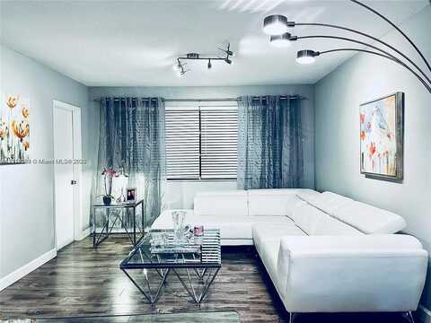 2300 Park Ln, Hollywood, FL 33021