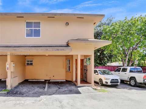 451 NE 136th St, North Miami, FL 33161