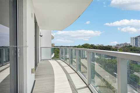 13800 Highland Dr, North Miami Beach, FL 33181