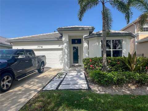 7714 NW 70th Way, Parkland, FL 33067