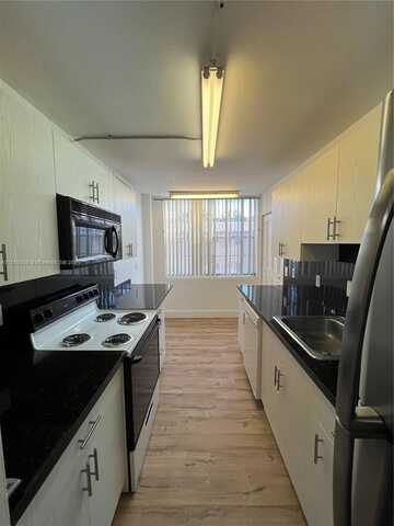 12105 NE 6th Ave, North Miami, FL 33161