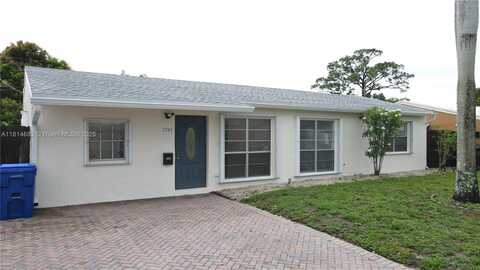 7141 Hope St, Hollywood, FL 33024