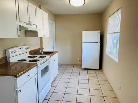 3049 NW 9th Ave, Wilton Manors, FL 33311