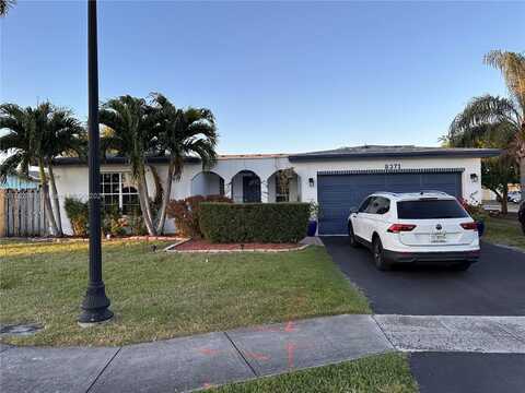 8371 Sunset Strip, Sunrise, FL 33322