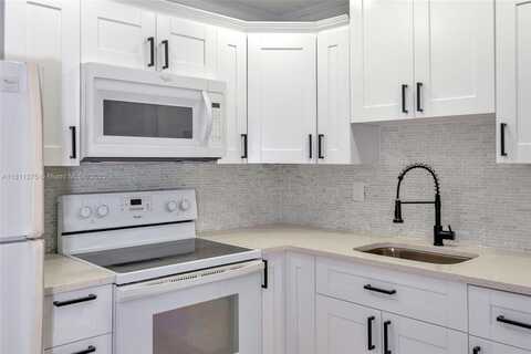 712 Division Ave, West Palm Beach, FL 33401