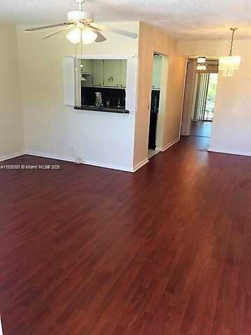 79 Sussex, West Palm Beach, FL 33417