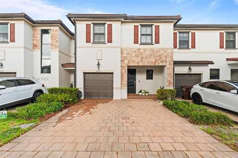 10129 W 32nd Ln, Hialeah, FL 33018