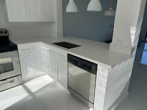 5200 NW 31st Ave, Fort Lauderdale, FL 33309