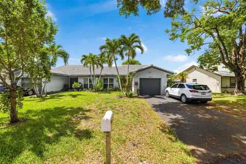 10650 NW 45th St, Coral Springs, FL 33065
