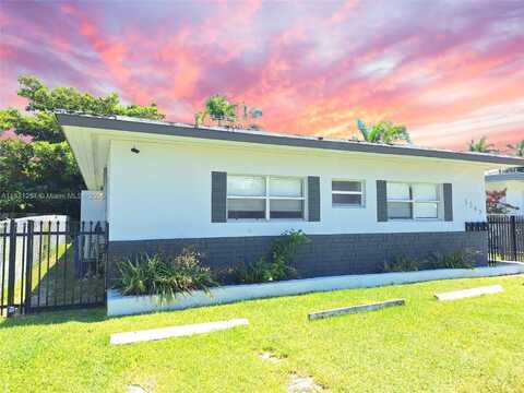undefined, Miami, FL 33161