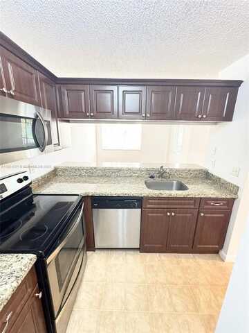 16203 Glenmoor Dr, West Palm Beach, FL 33409