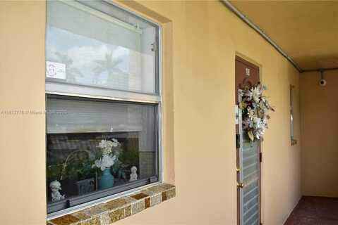 8951 Sunrise Lakes Blvd, Sunrise, FL 33322