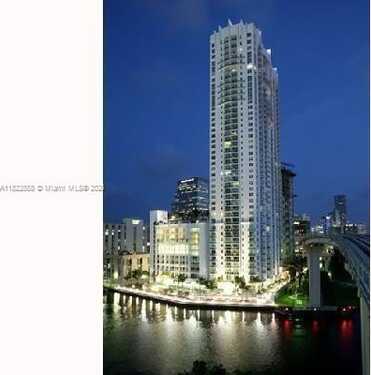 41 SE 5th St, Miami, FL 33131