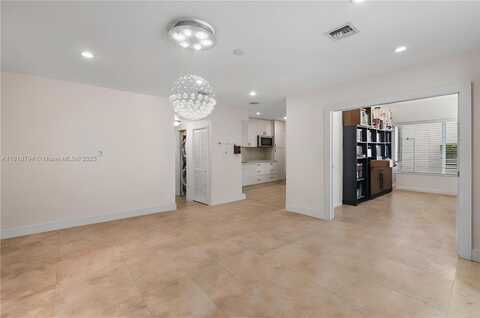 1601 Bay Rd, Miami Beach, FL 33139