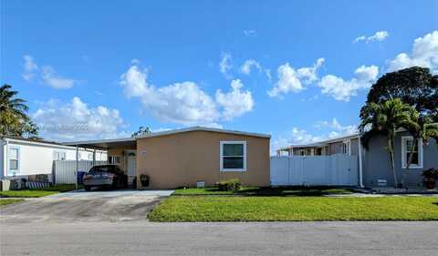 21810 NW 1st St, Pembroke Pines, FL 33029