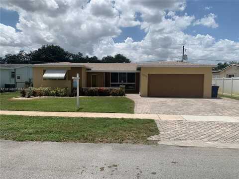 9280 SW 55th St, Cooper City, FL 33328