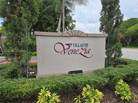 9892 Nob Hill Ln, Sunrise, FL 33351