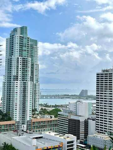 151 SE 1st St, Miami, FL 33131