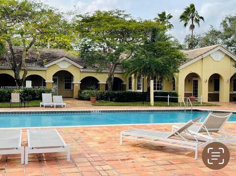 2600 S University Dr, Davie, FL 33328