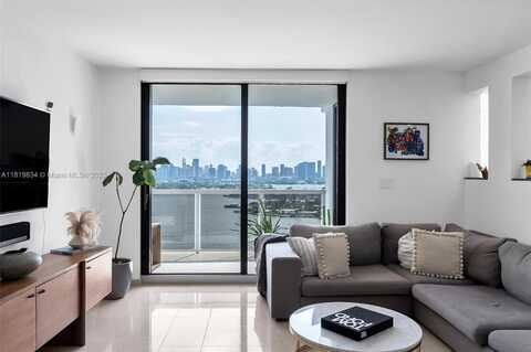 9 Island Ave, Miami Beach, FL 33139