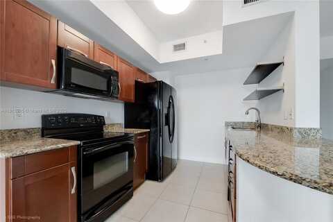 7280 SW 90th St, Miami, FL 33156