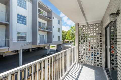1525 NE 135th St, North Miami, FL 33161