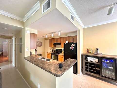 5820 W Sample Rd, Coral Springs, FL 33067