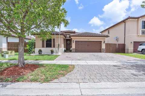 2743 NE 1st St, Homestead, FL 33033