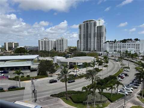 1720 Harrison St, Hollywood, FL 33020