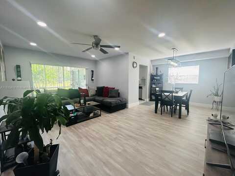 8002 Lagos De Campo Blvd, Tamarac, FL 33321