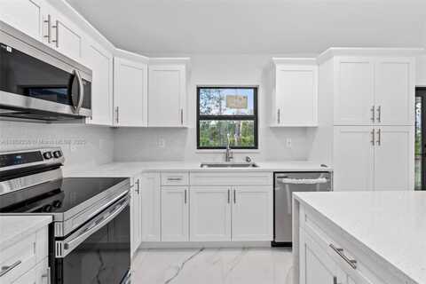 509 Eisenhower, Lehigh Acres, FL 33947