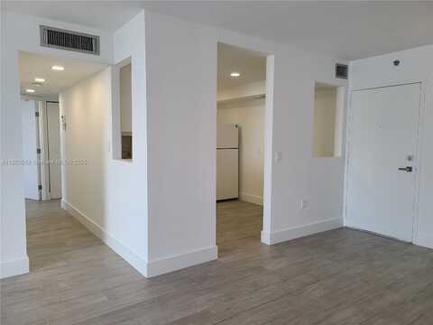 2851 NE 183rd St, Aventura, FL 33160