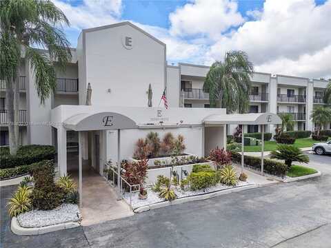 10332 E Clairmont Cir, Tamarac, FL 33321