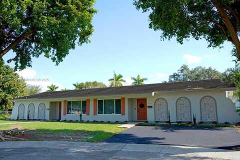 10701 SW 77th Ct, Pinecrest, FL 33156