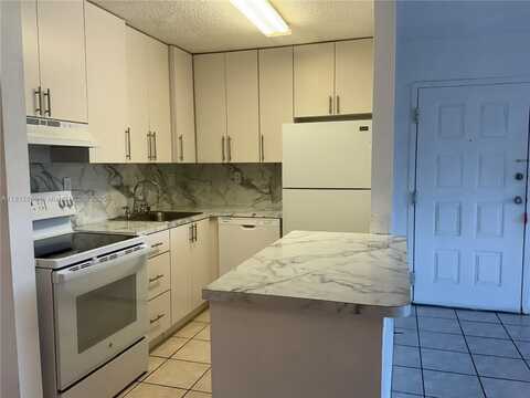 15600 SW 80th St, Miami, FL 33193