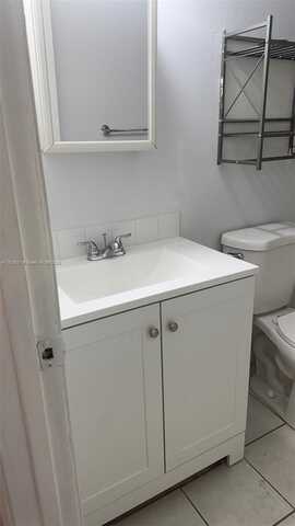 2401 Riverside Dr, Coral Springs, FL 33065