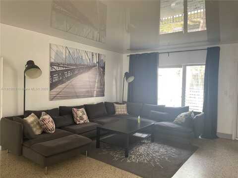 865 80th St, Miami Beach, FL 33141