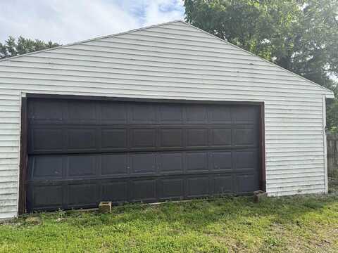 308 E Conger Street, Hartford City, IN 47348