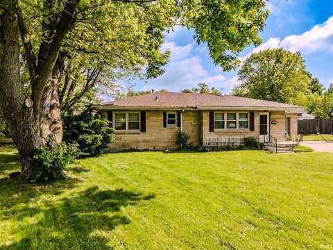 900 W ELSIE, Muncie, IN 47303