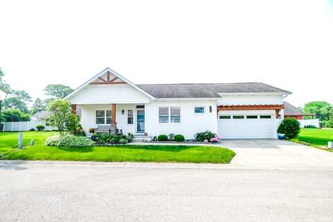 4305 W Coyote Run Court, Muncie, IN 47304