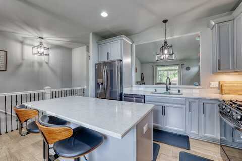 6928 S Weather Edge Cir, Lannon, WI 53046